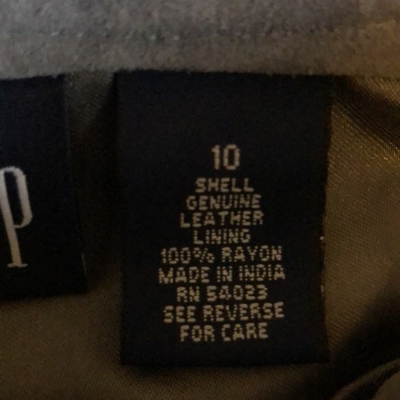 Gap Grey Suede wrap skirt - Size 10 - Picture 11 of 15